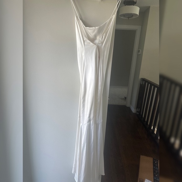 ELIAT Aisle Dress- white - Picture 4 of 5